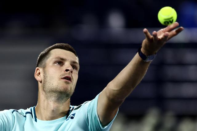 （外代二线）网球——迪拜锦标赛：安贝尔晋级四强