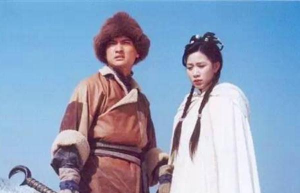 27年后《雪山飞狐》剧组再聚首，胡一刀不老，苗若兰依旧惊艳