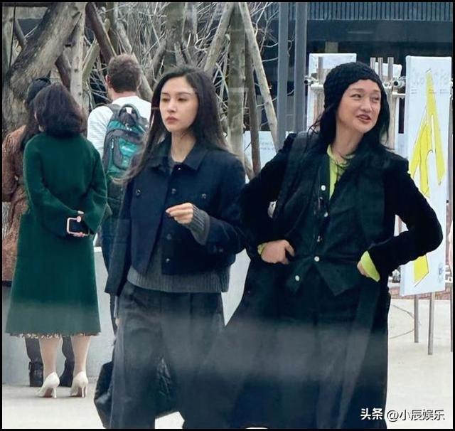 160cm周迅和159cm王子文同框，我才发现，女人的美从来和身高无关