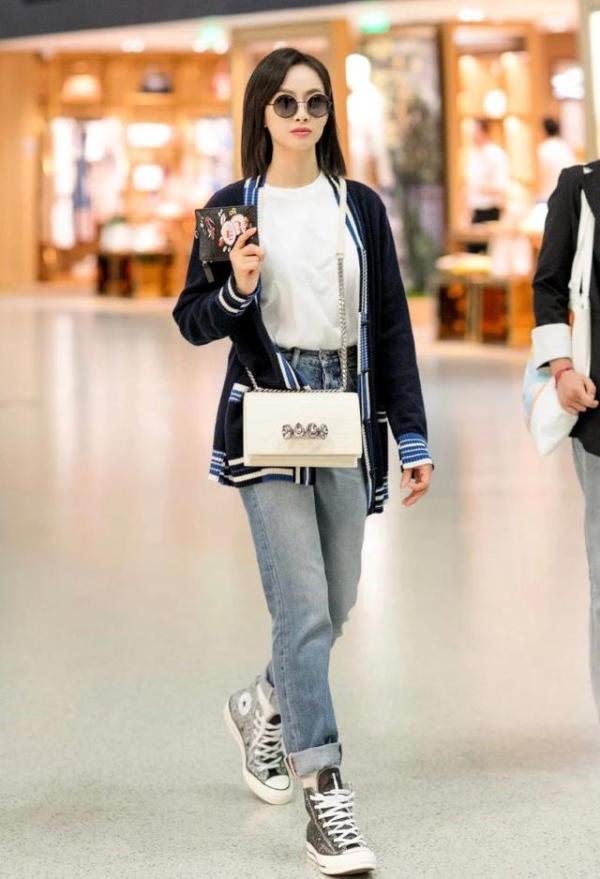 宋茜这次真的要走“男友”路线了!短裤运动鞋穿起,像个帅小伙