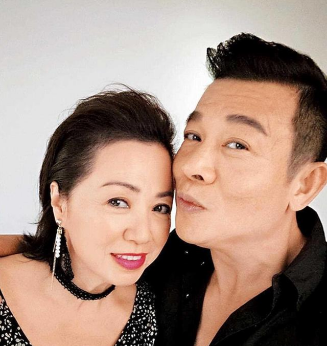 唐丽球：年轻时超美艳，嫁圈内好男人生一女，如今生活幸福美满