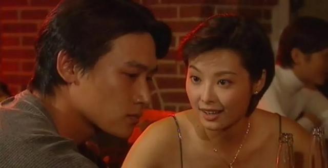 14年结婚三次，攀富豪找老外，47岁再嫁穷小子，袁立的情史太精彩