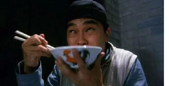 40年来隐隐绰绰的公鸡碗