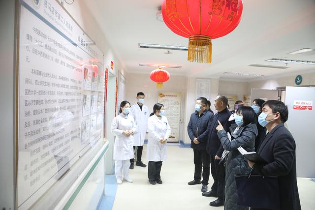 湖北省天门市卫健委张叶主任一行莅临市第二人民医院参观交流