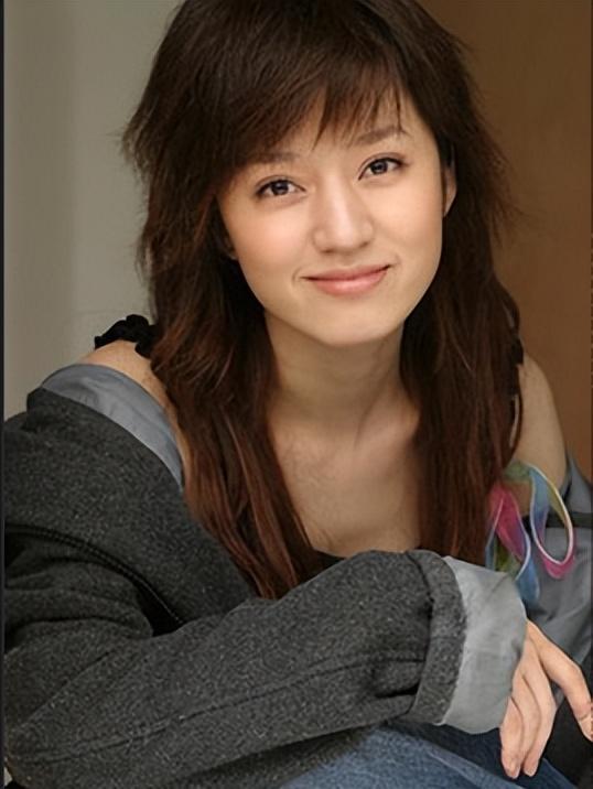 娶亲姐妹成连襟，丈母娘态度却不同，陆毅和郭京飞谁更受鲍母宠？