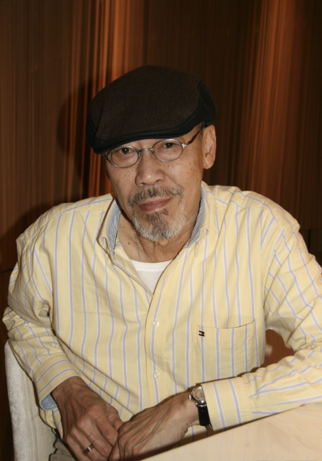 80岁冯淬帆复出近况曝光，身材消瘦苍老了不少，独居台北生活简单