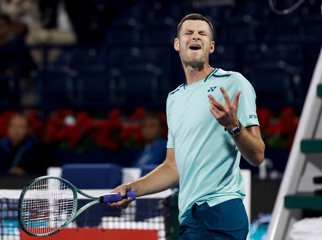 （外代二线）网球——迪拜锦标赛：安贝尔晋级四强