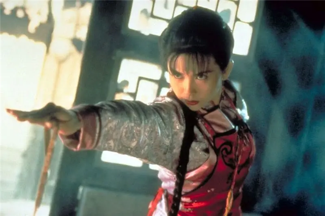 94年，香港武侠片低迷，李连杰也无能为力，《洪熙官》不到2000万