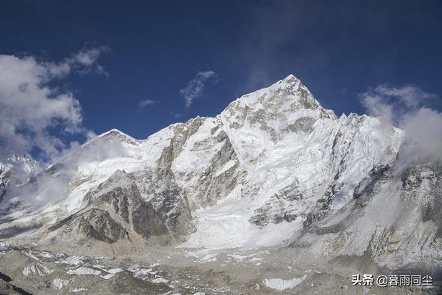关于珠穆朗玛峰的30个有趣的事实，攀登珠峰的世界之最