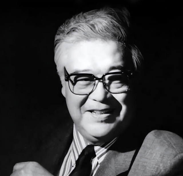 著名演员于洋:晚年痛失爱子爱妻,如今95岁将歌唱家儿媳当女儿