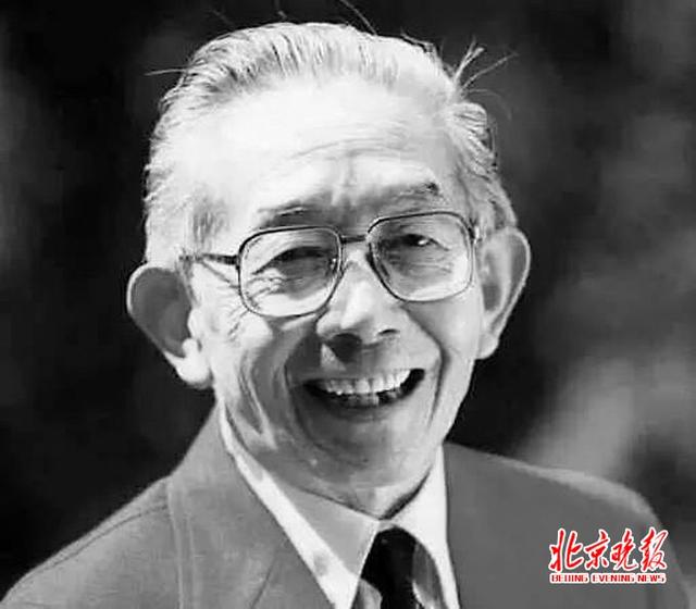 张艺谋92岁恩师周传基去世 引辛柏青陈凯歌回忆