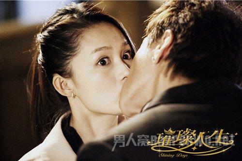 何润东长成这样，可他在剧里亲了50多个女神！