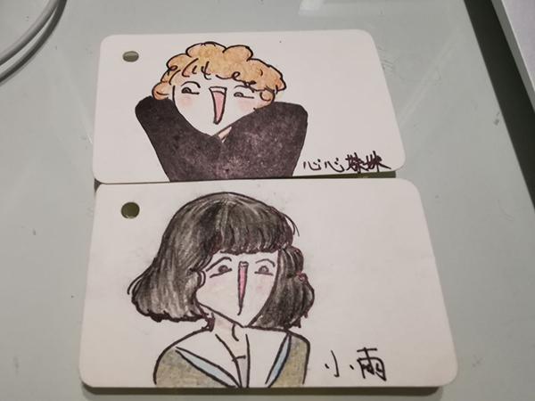 重庆被砸高三艺考生:父母编藤椅供其读书,曾梦想考中传