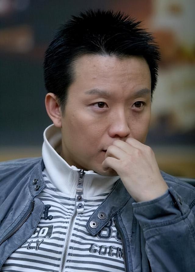 传奇花旦”李玉刚的成名史，艳比妖姬却皈依佛门，他经历了什么