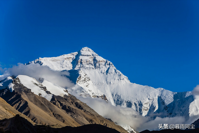 关于珠穆朗玛峰的30个有趣的事实，攀登珠峰的世界之最
