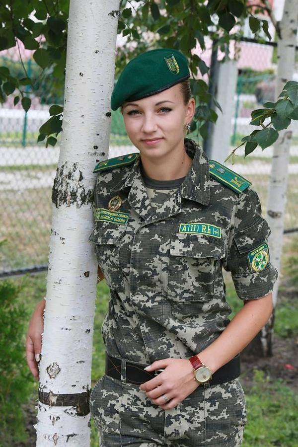 全球女兵颜值大赏,谁才是军中“颜值天花板”?