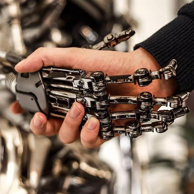 有些女人不漂亮，但真的美呀