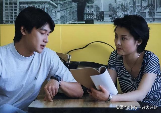 《永不瞑目》欧庆春和欧阳兰兰的爱，毁了肖童本该光彩夺目的一生