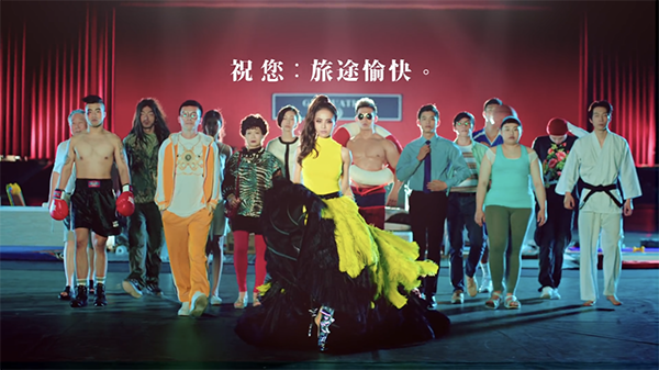 听完蔡依林的新歌，会发觉她并不符合一名流行歌手的标准...