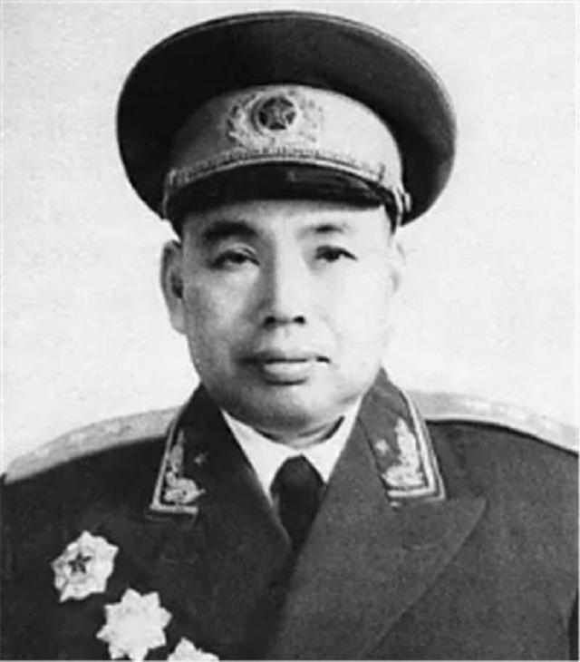 抗战时期，陈赓的4个搭档，建国后都是上将，其中一人官至副国级