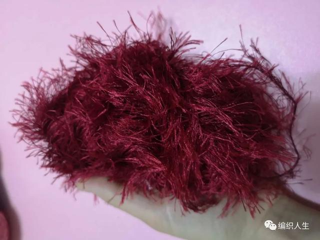 少女风改版华丽风：毛茸茸女士棒针大圆领阔袖套头毛衣（有编织图解）