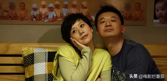 黄海波高调庆锡婚，祝酒扬眉吐气，娇妻眼神拉丝，爱意藏不住了