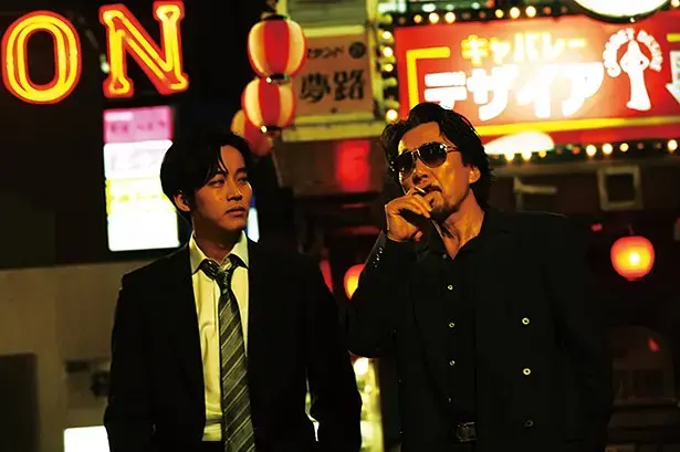 血腥、残暴、尺度，《孤狼之血》太精彩，堪称日本黑帮电影典范