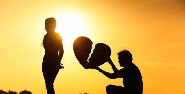 别再自作多情了！背叛你的女人，根本不可能感同身受你的伤和痛！