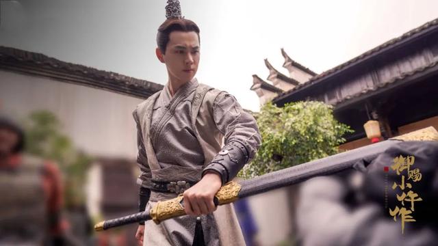 又“破”又“穷”，8.4分的《御赐小仵作》是如何炼成的？