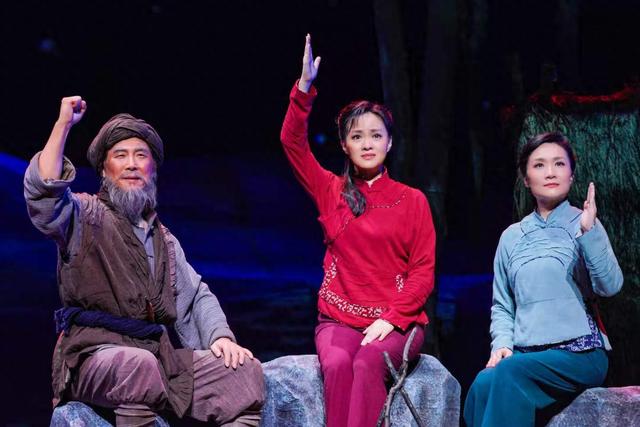 国家大剧院版经典民族歌剧《党的女儿》首演