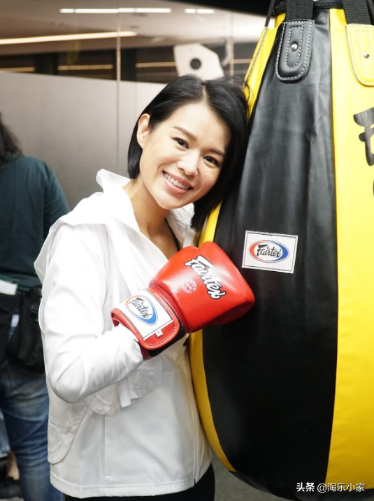 《熟女强人》9月28日首播，美女云集，胡杏儿开群拉拢姐妹情