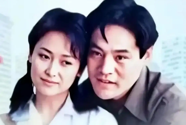 分手25年后，再看巍子和史兰芽现状，两人差距令人感叹