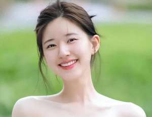 杨洋前女友(赵露思竟是杨洋前女友？王大发实名认证，当年剧组夫妻再遭实锤)