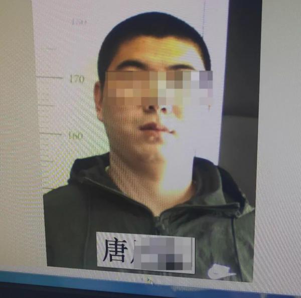 色情网站草榴社区4名骨干被抓!其中一女性连自己都“下手”