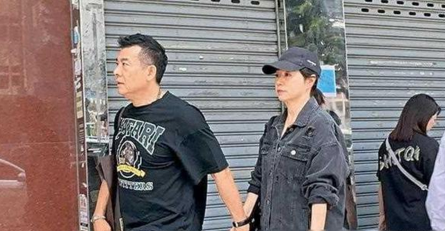 唐丽球：年轻时超美艳，嫁圈内好男人生一女，如今生活幸福美满