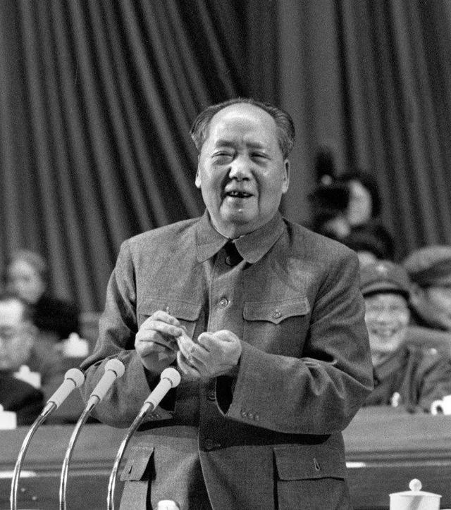 57年出访苏联，毛泽东观看3部秘密电影，回国后安排绝密任务