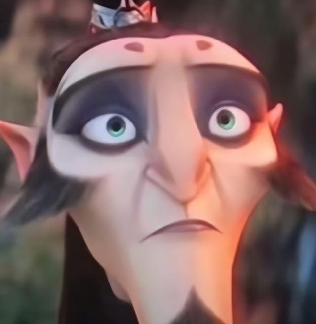 韩安冉N次整容后晒无美颜照，网友调侃：这不是“申公豹”吗？