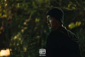 陆齐(《逆局》好评再推特别篇曾敬骅冷冽孤僻 为角色拒与人相处)