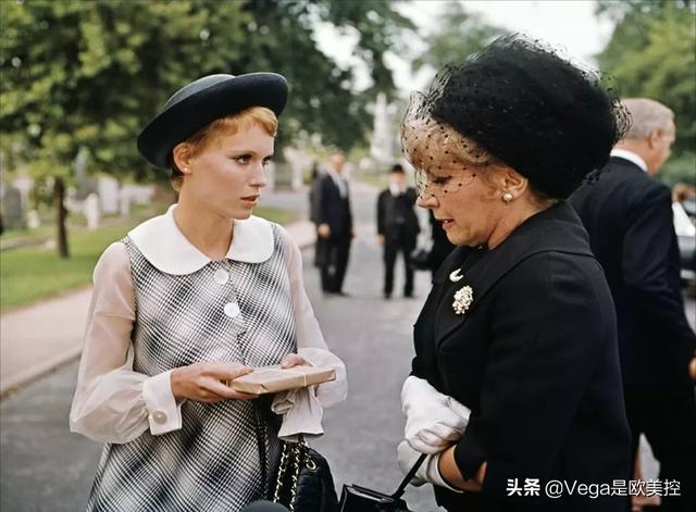 主角死的死伤的伤，很多人都觉得这些电影受到了“诅咒”