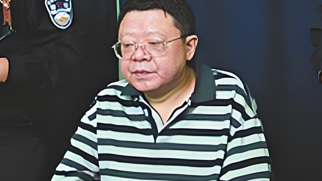 重庆扫黑局长文强，霸凌警员强逼女明星，最后被执行死刑