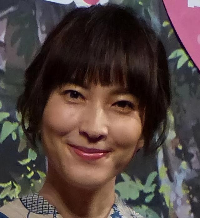 18岁风靡亚洲的日本女神，晒照被网友评为无法磨灭的不伦女演员