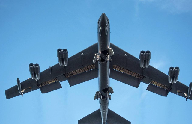 中国轰6：全球现存规模最大的战轰！“六爷”还能再战多长时间？