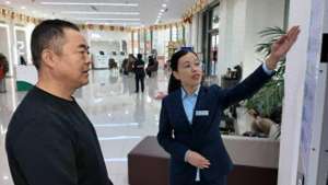 邵芳芳(东营:“警邮”全覆盖 22处家门口的“车管所”正在营业)