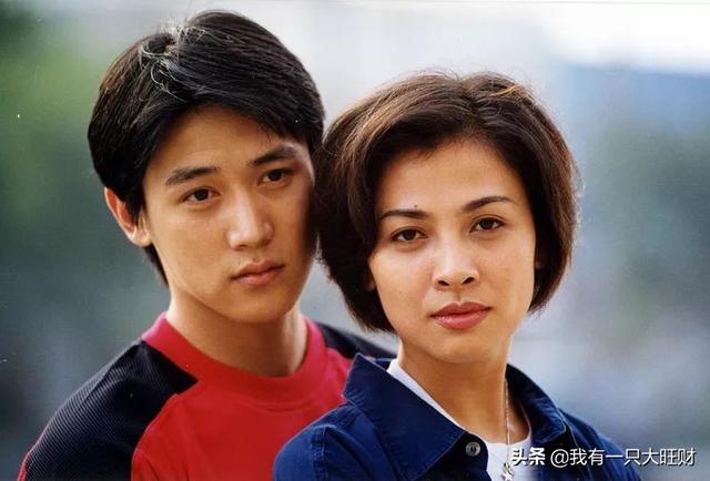 《永不瞑目》欧庆春和欧阳兰兰的爱，毁了肖童本该光彩夺目的一生