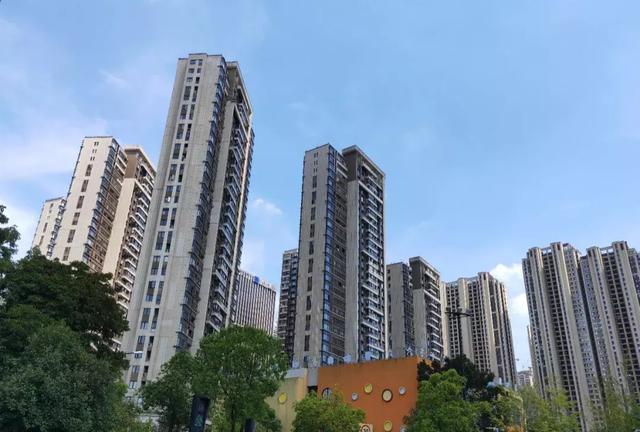 业内评楼:烟台给楼市打了一针20亿元的强心剂,会有效果吗?