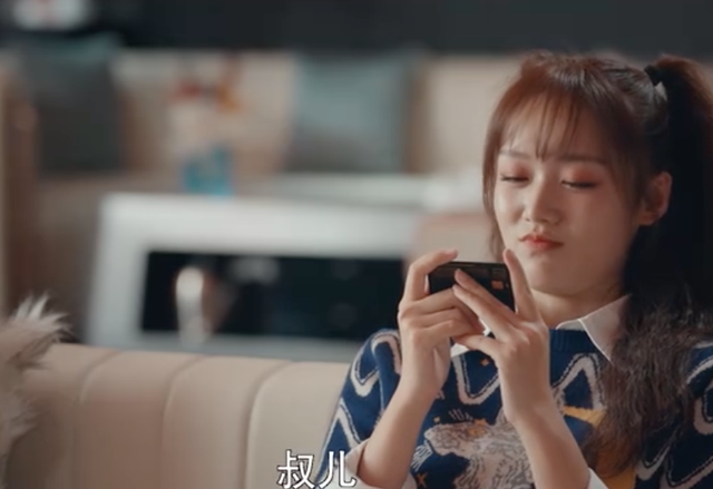 成也靳东，败也靳东