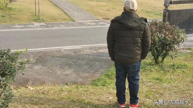 一个沉默的男人很不简单