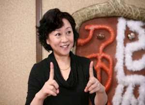 黄爱玲(黄爱玲：灵魂歌者，情感共鸣的使者)