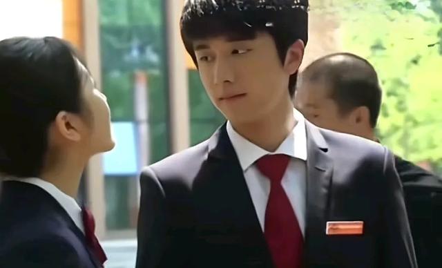 李兰迪张新成他们是沉默了七年的真情侣，是内娱纯爱战神的具象化