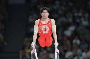 长沙伢子(长沙伢子张博恒夺得体操男子个人全能银牌赛后这一幕让大家心疼得想哭)